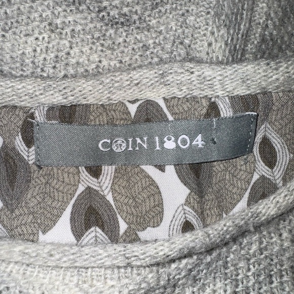 Coin 1804 Gray Split Back Leaf Print Shirttail Hem Sweater Size XL GUC - Picture 11 of 12